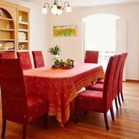 Apartment Espectacular Piso En Casa Sxviii Frente A Salome Santiago de Compostela