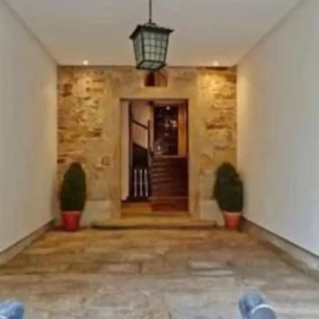 Apartment Espectacular Piso En Casa Sxviii Frente A Salome Santiago de Compostela
